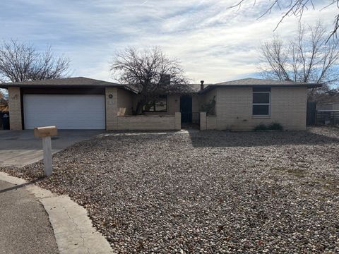 Photo of 908 Crenshaw Court, Los Lunas, NM 87031 (MLS # 1097391)
