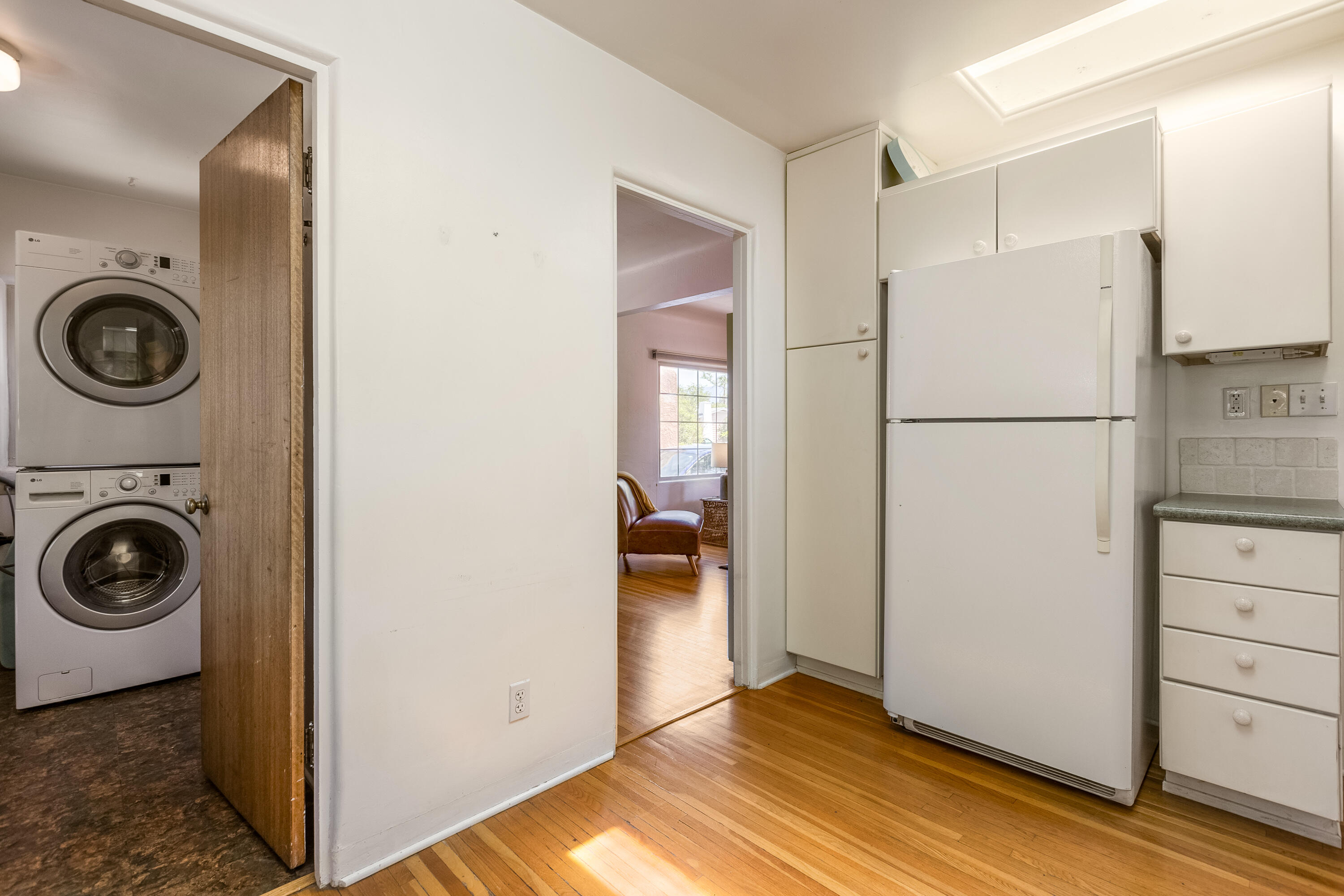 1009 Vassar Drive, Albuquerque, New Mexico image 12