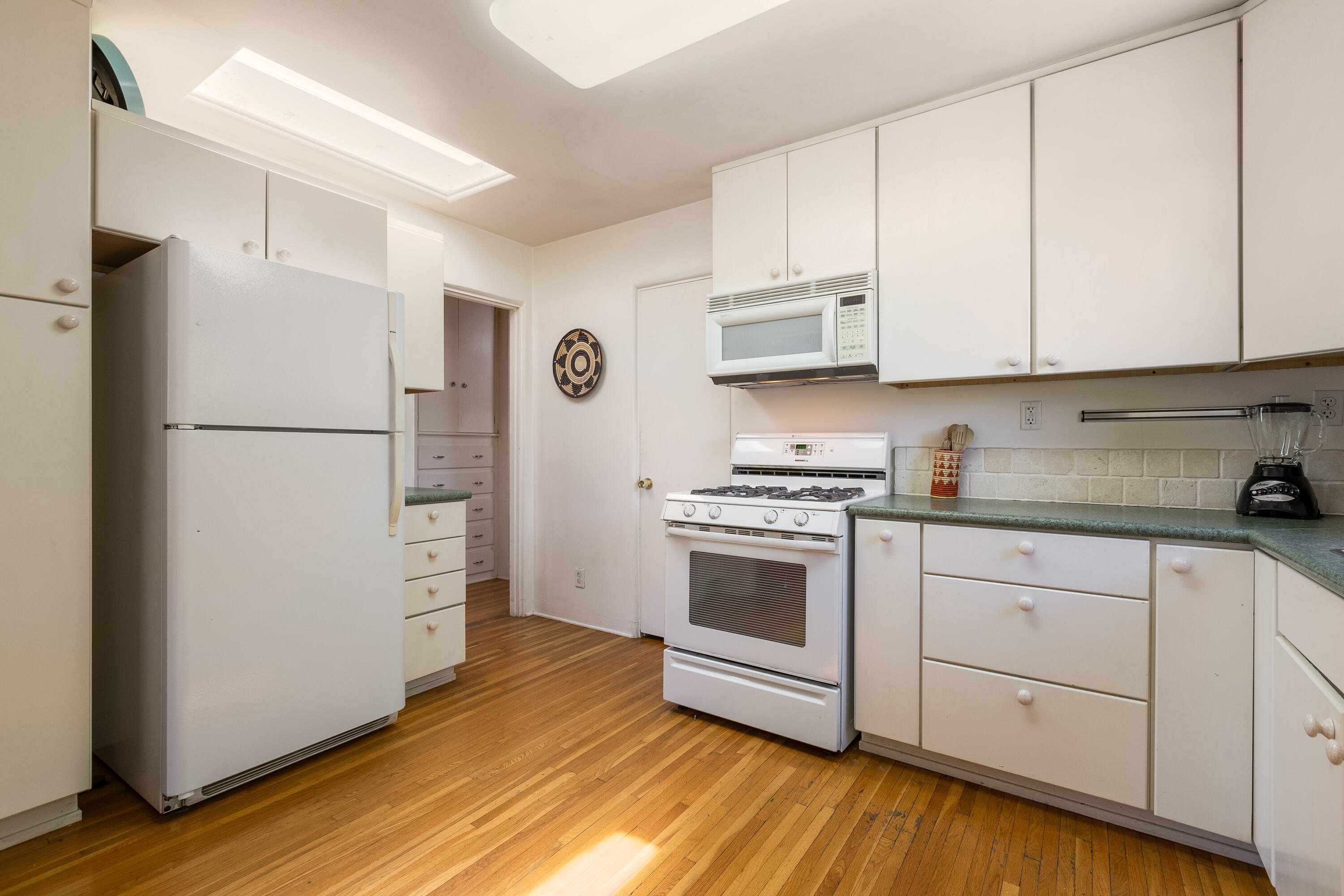1009 Vassar Drive, Albuquerque, New Mexico image 13