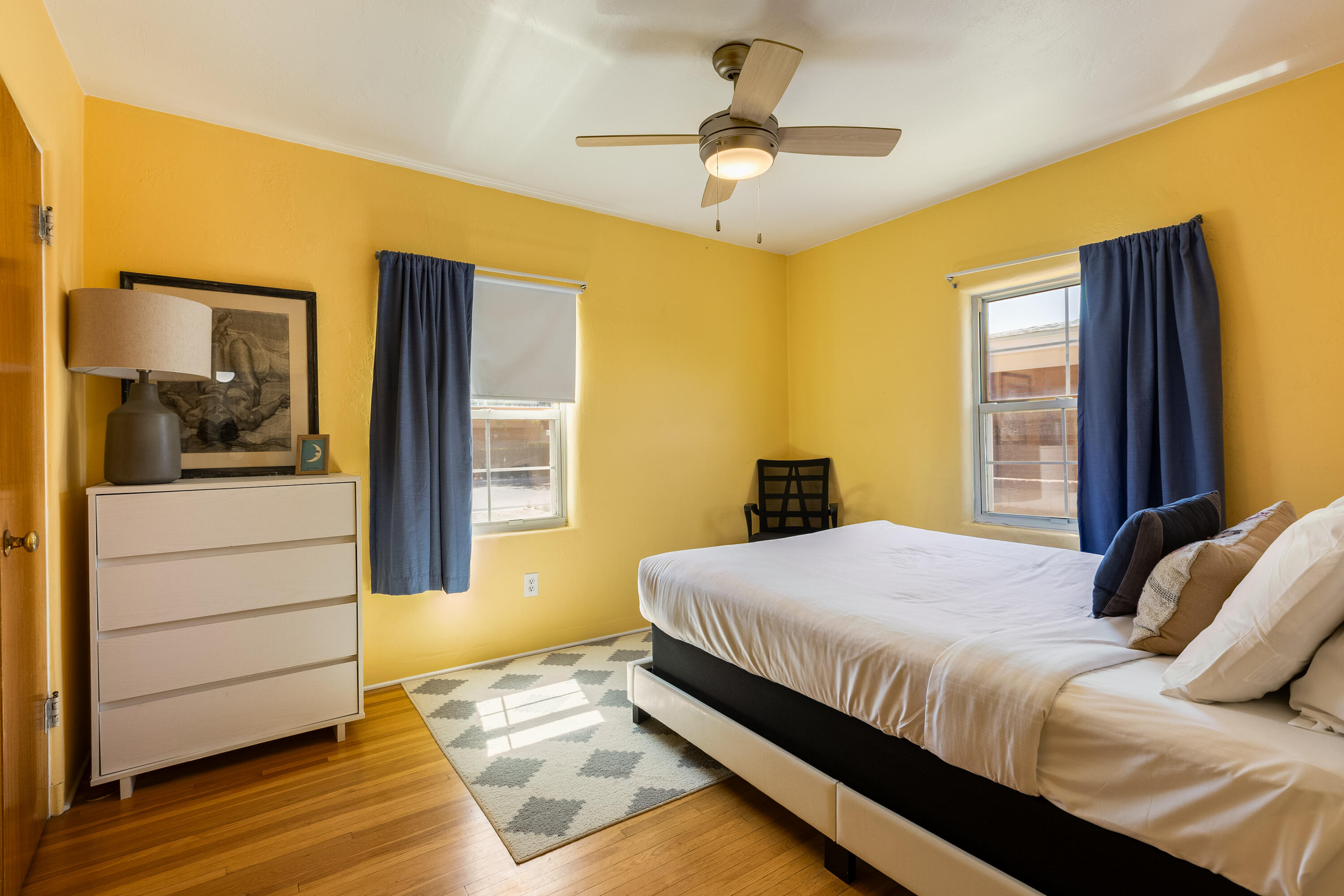 1009 Vassar Drive, Albuquerque, New Mexico image 14
