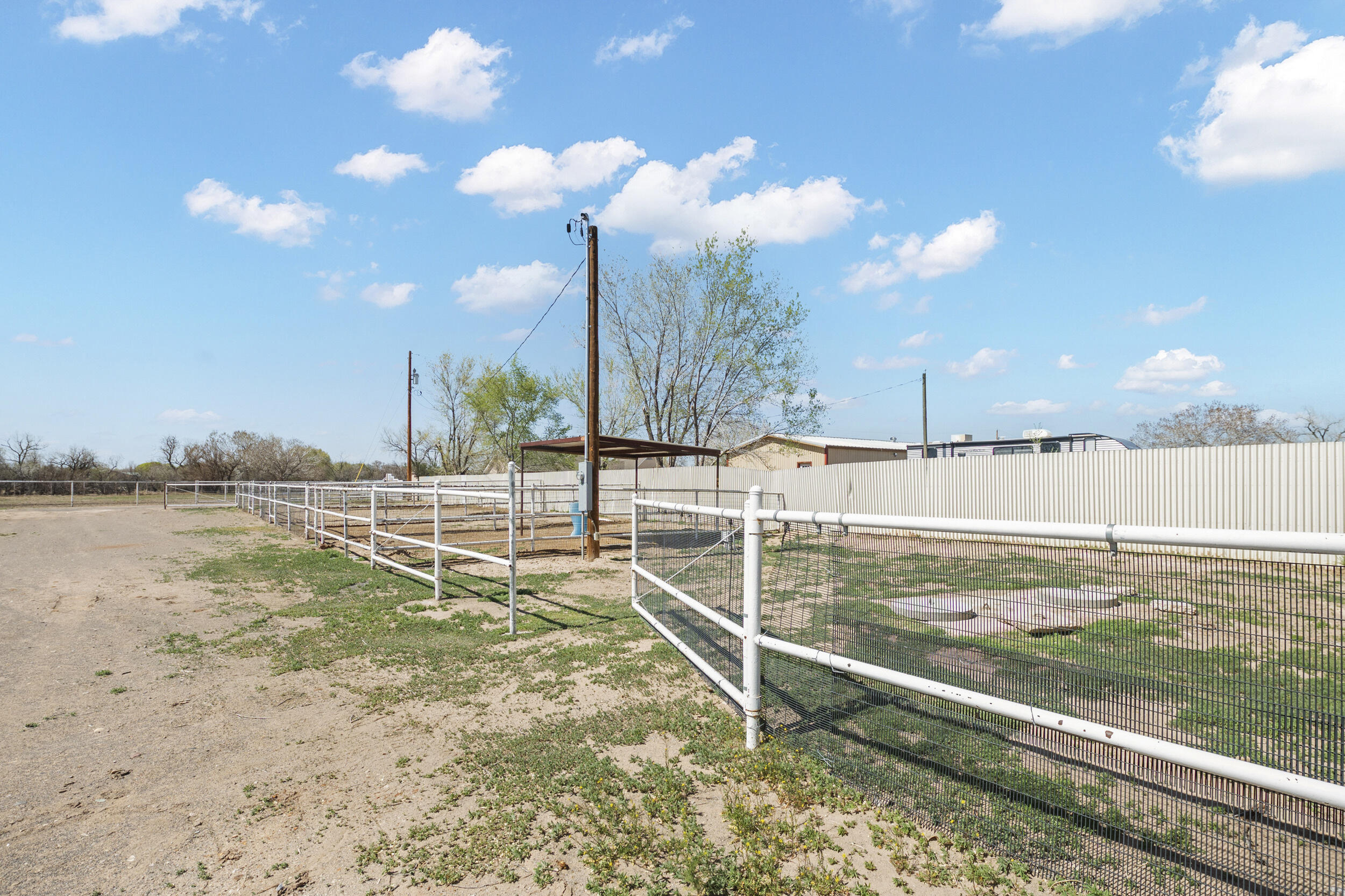 8 Tiara Lane, Belen, New Mexico image 23