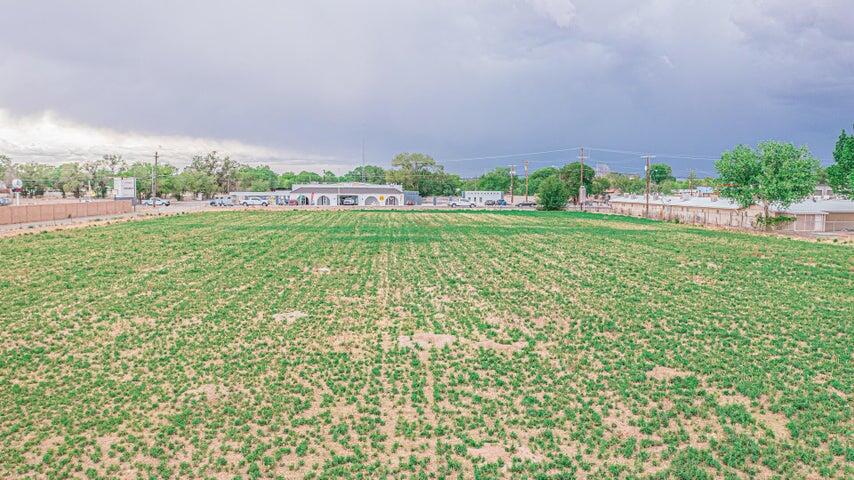 1206 Bosque Farms Boulevard