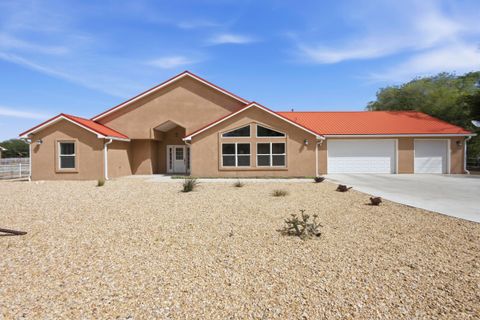 Photo of 2511 Gun Club Road SW, Albuquerque, NM 87105 (MLS # 1102461)