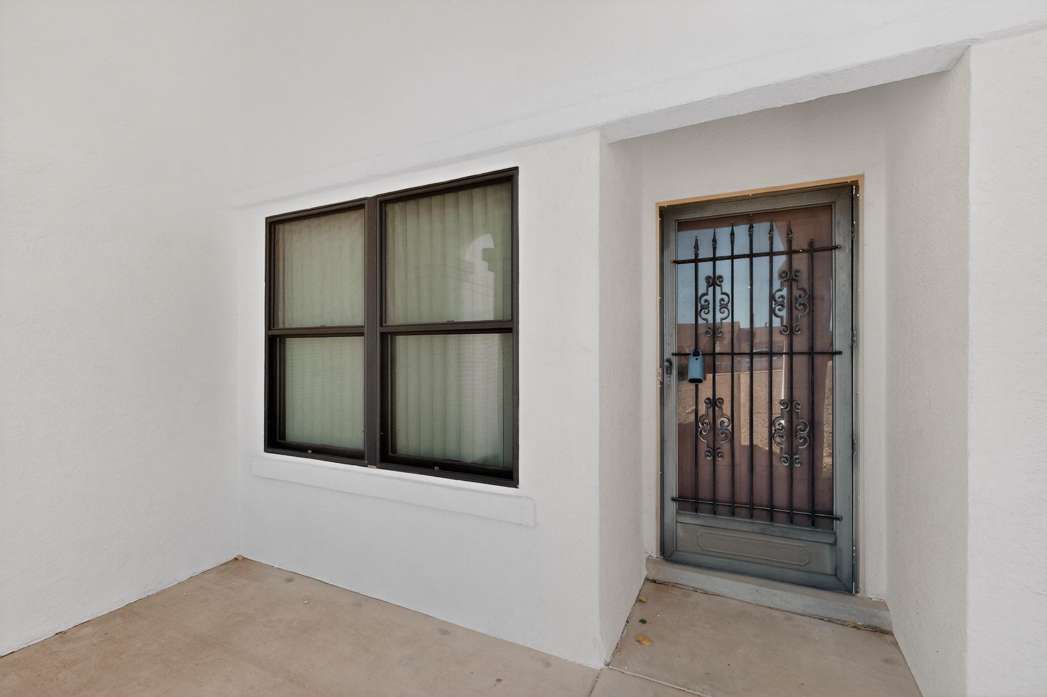 6200 Apache Plume Road NE