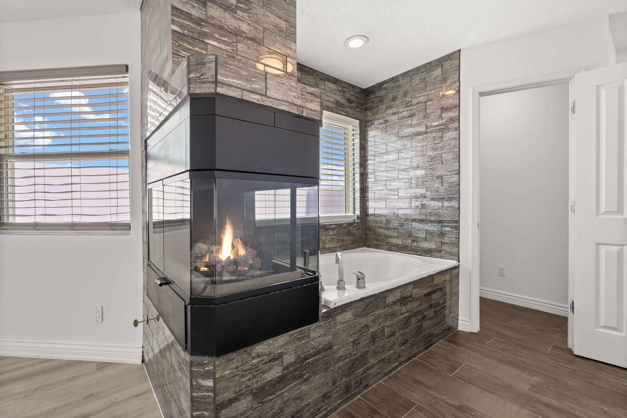4227 New Vistas Court, Albuquerque, New Mexico image 31