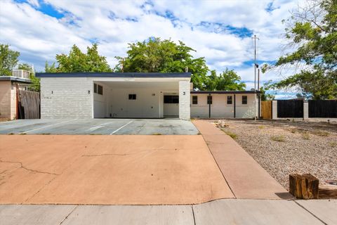 Photo of 1800 PITT Street NE, Albuquerque, NM 87112 (MLS # 1091810)