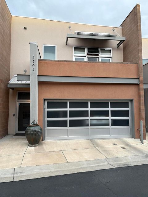 Photo of 4304 Prairie Loft Way NE, Albuquerque, NM 87111 (MLS # 1102392)
