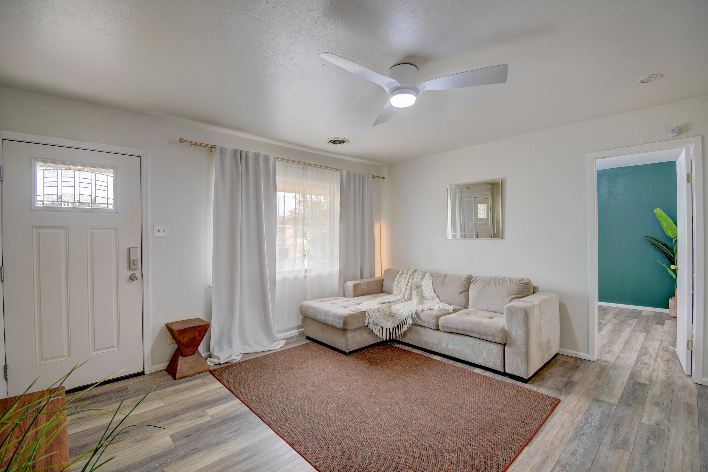1020 Westerfeld Drive, Albuquerque, New Mexico image 2