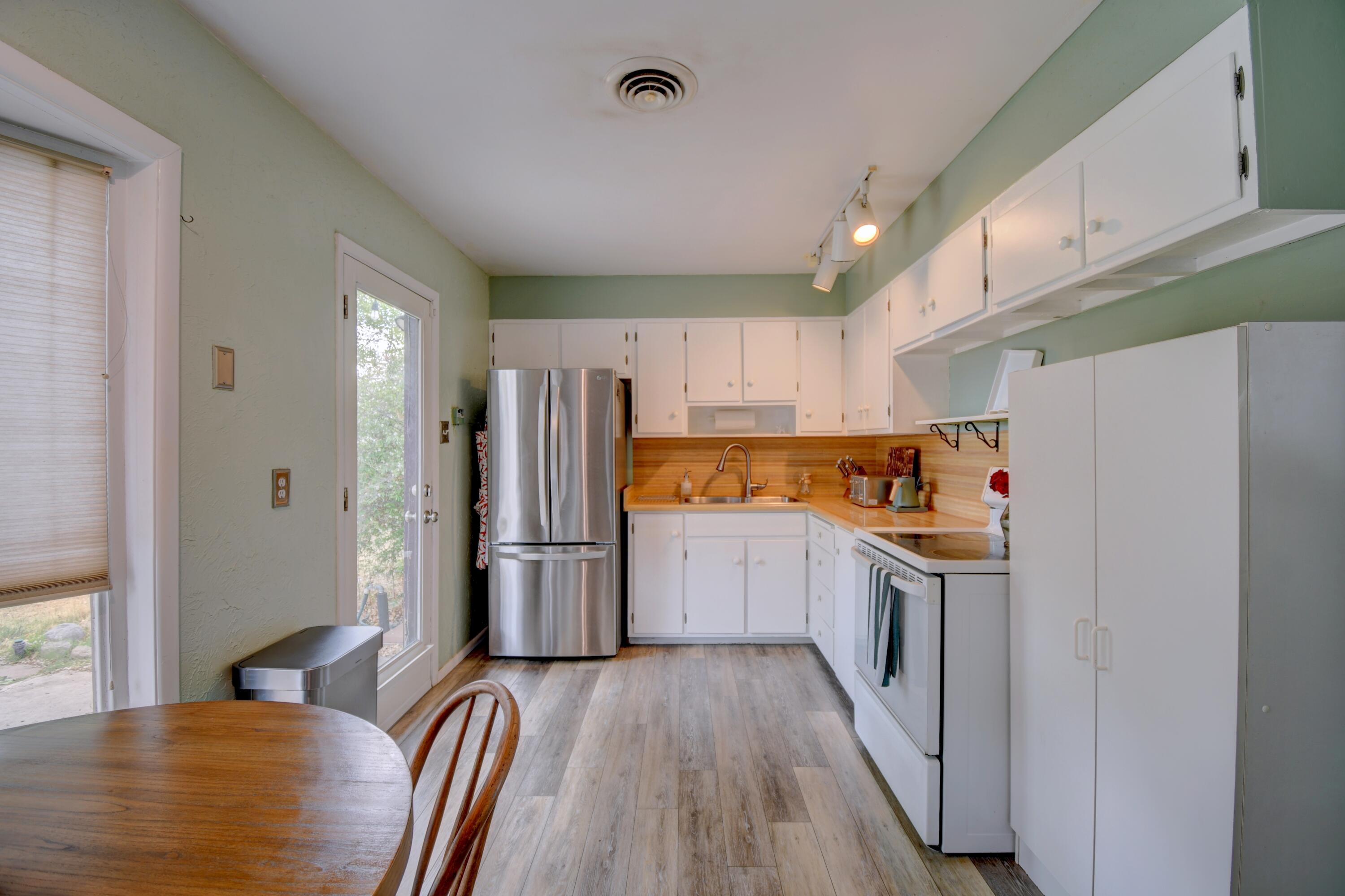 1020 Westerfeld Drive, Albuquerque, New Mexico image 4