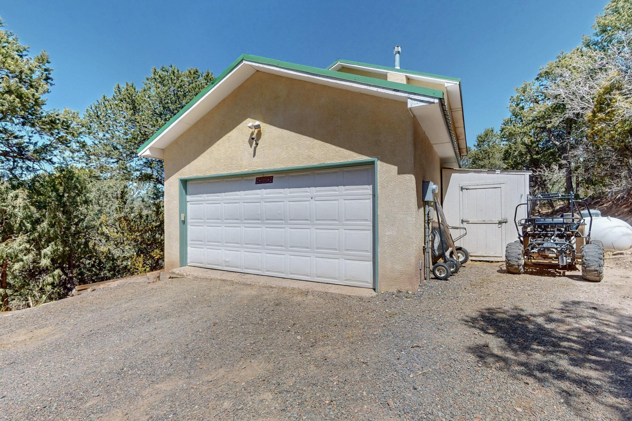 2 Cedar Hill Place, Cedar Crest, New Mexico image 3