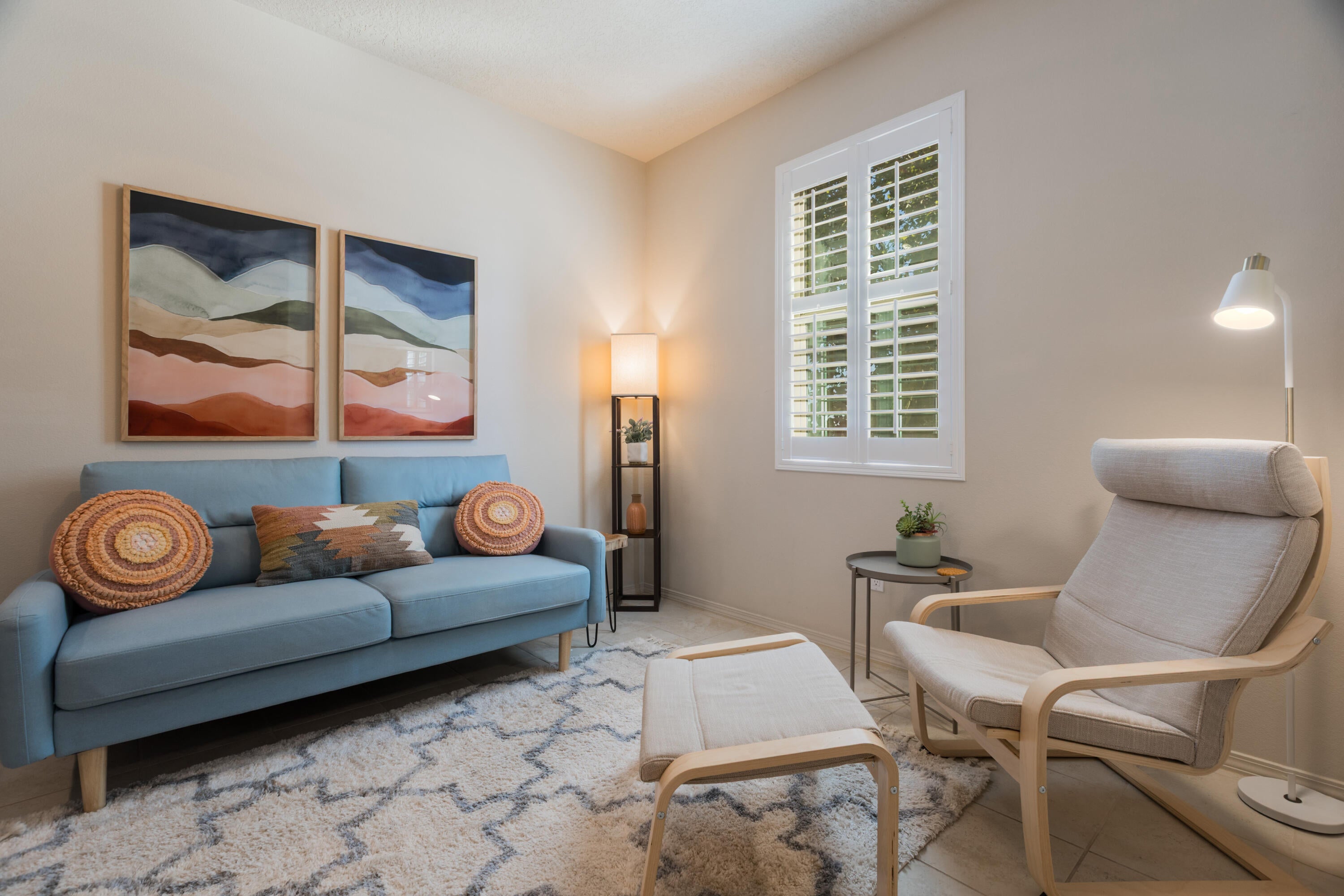 6105 Santa Fe Trail Drive NE
