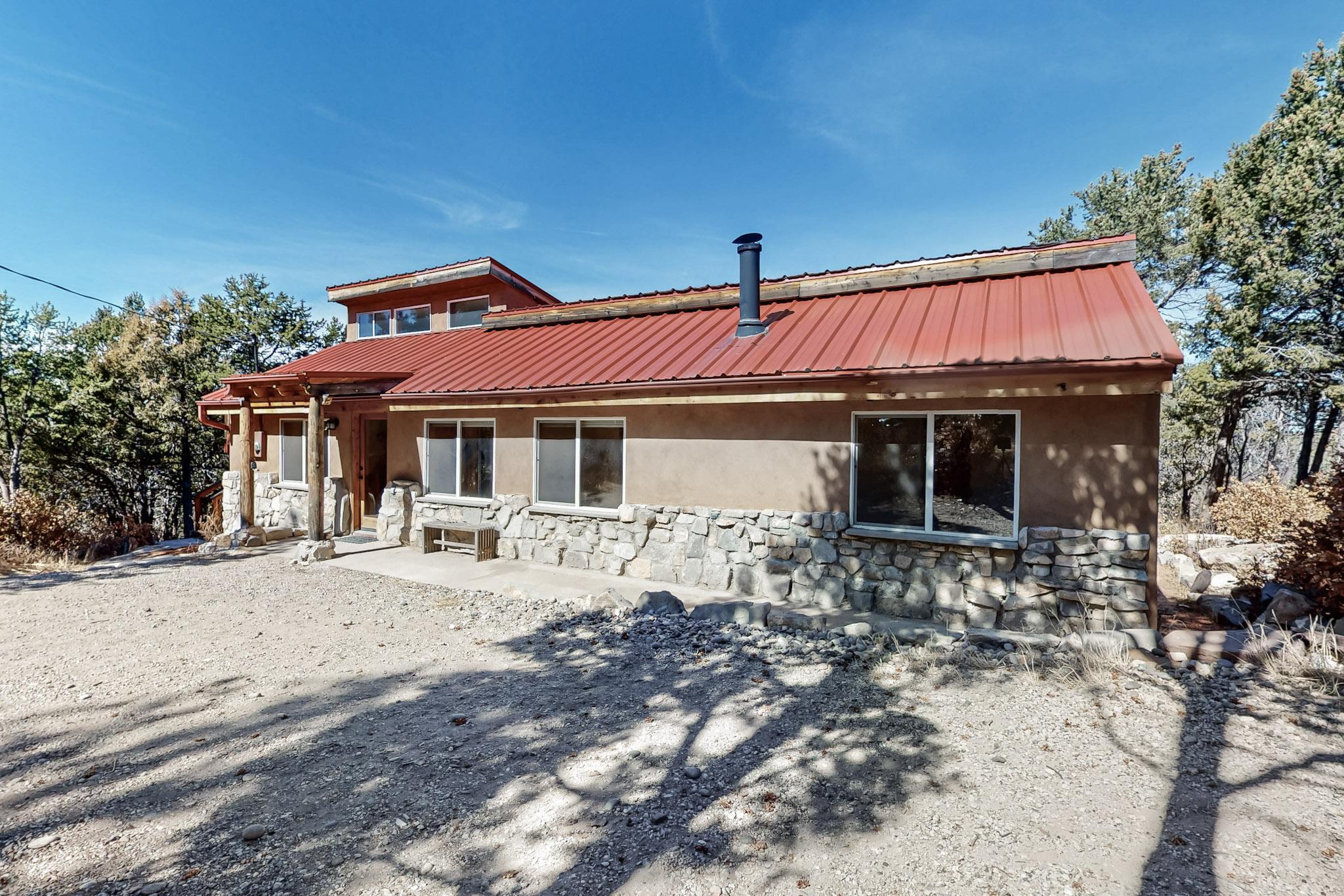 10 Crestwood Loop Drive, Tijeras, New Mexico image 2