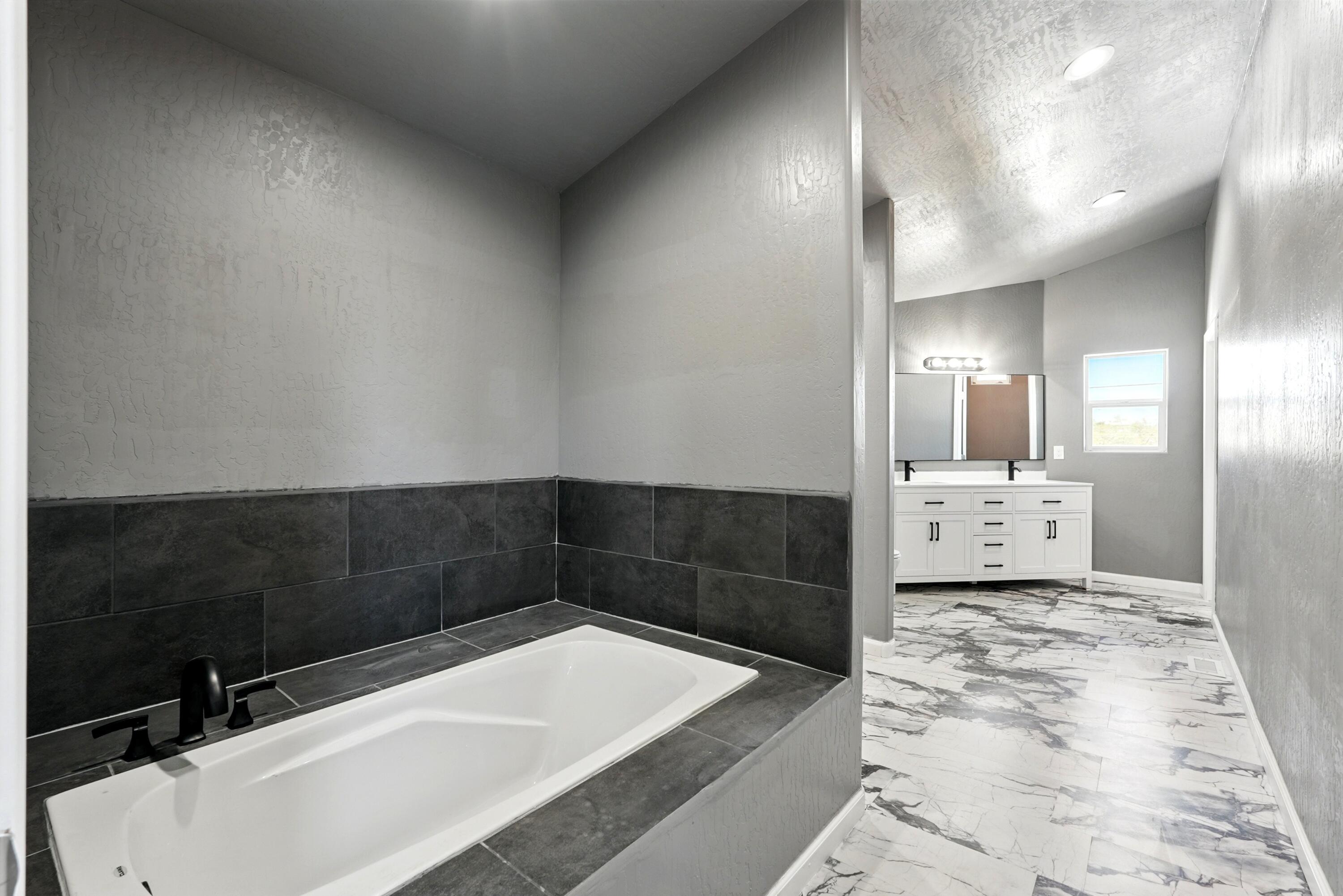 6317 Dennison Road, Albuquerque, New Mexico image 36