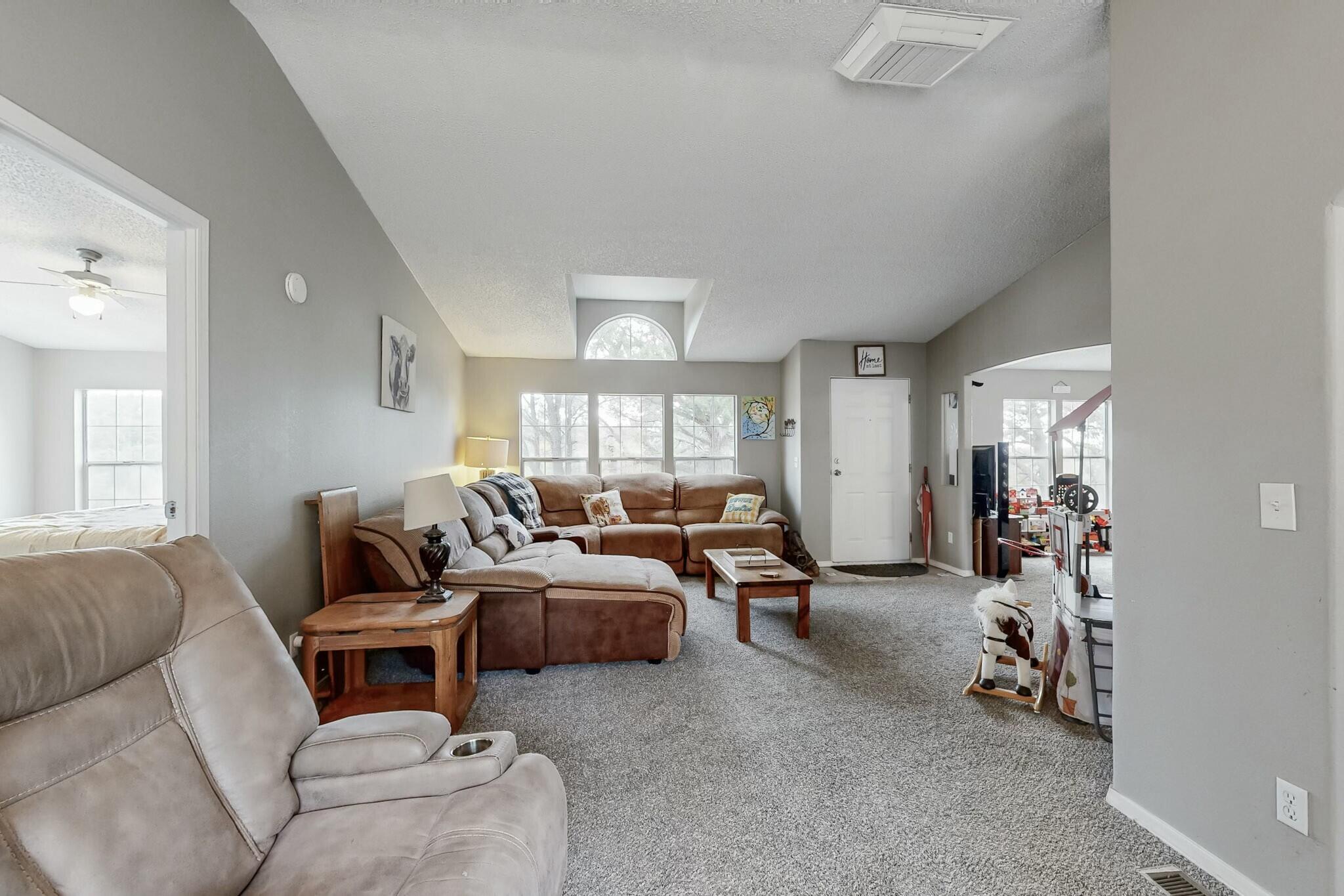 15 William Bonney Road, Edgewood, New Mexico image 9