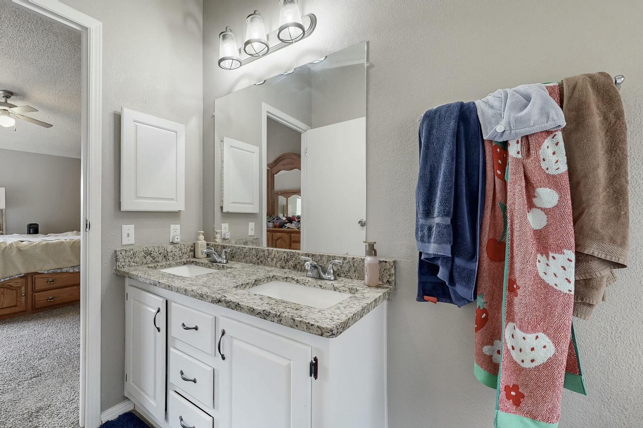 15 William Bonney Road, Edgewood, New Mexico image 24