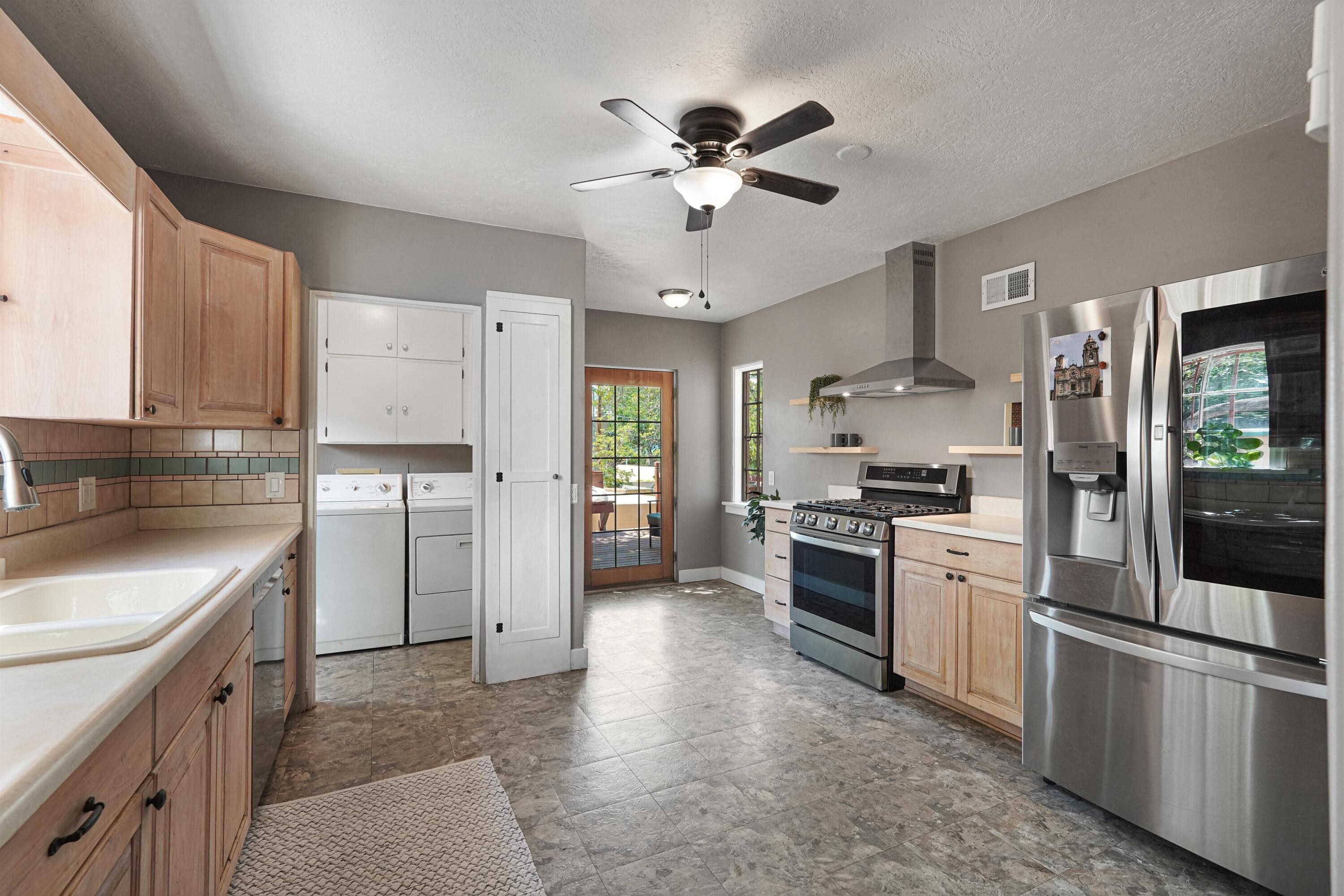 313 Carlisle Boulevard SE