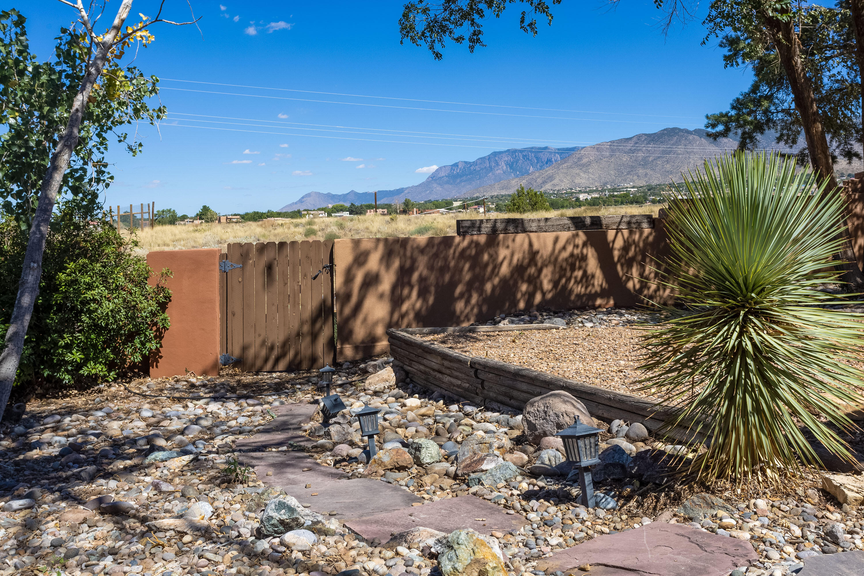 821 Suzanne Lane, Albuquerque, New Mexico image 35