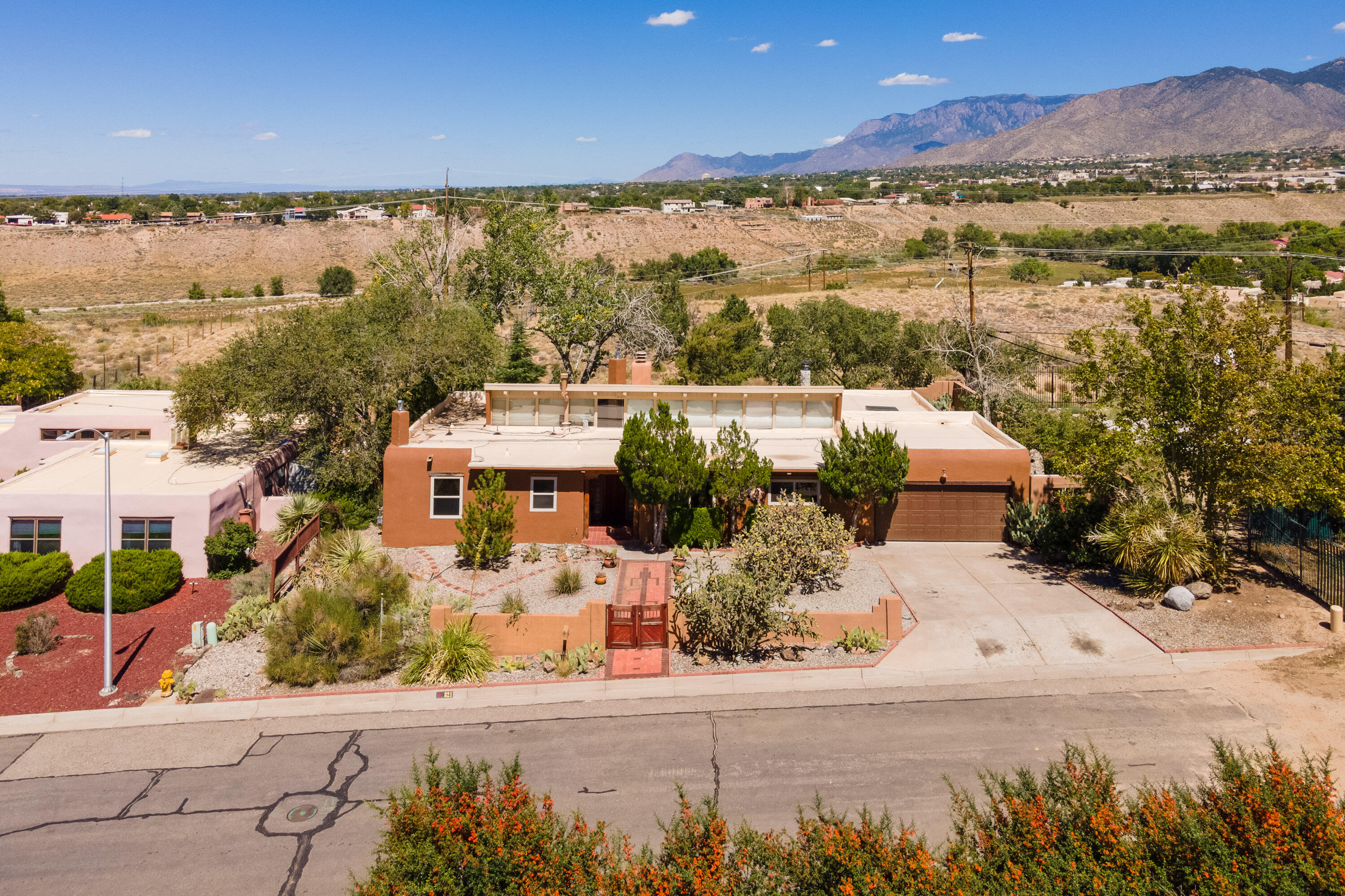 821 Suzanne Lane, Albuquerque, New Mexico image 5