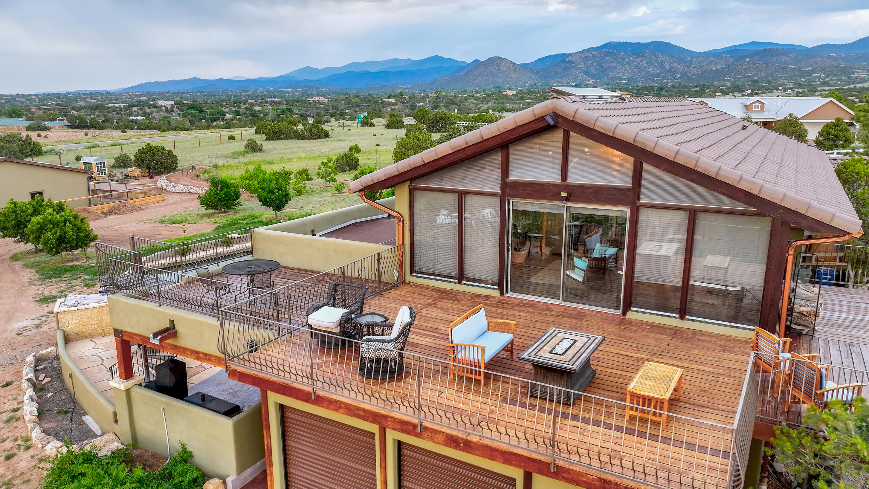 102 Rabbit Road, Santa Fe, New Mexico image 9