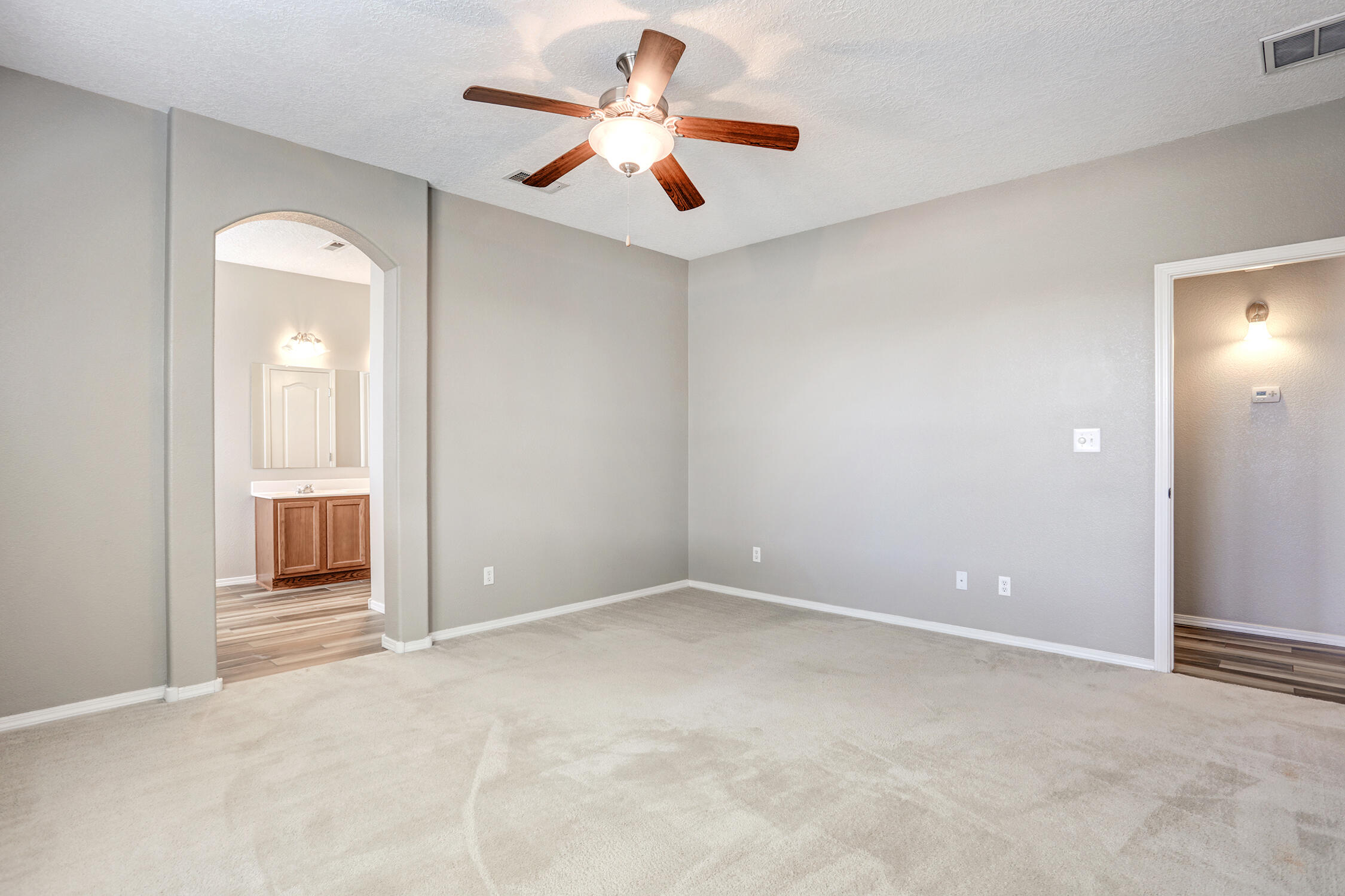 3211 W Meadow Drive, Albuquerque, New Mexico image 10