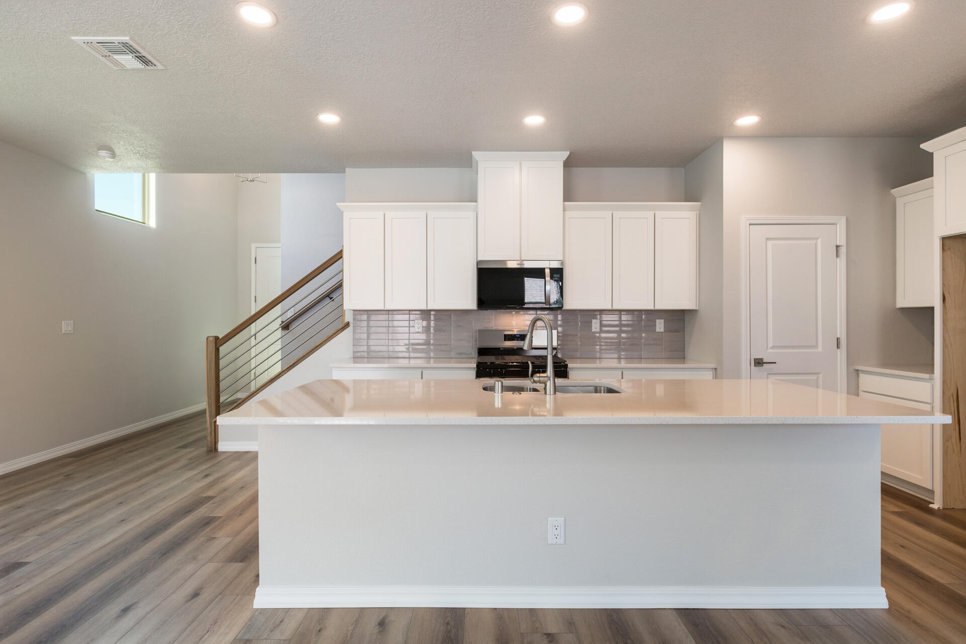 1517 Valle De Colores Street NW