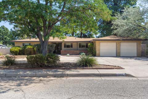 Photo of 630 Sierra Drive SE, Albuquerque, NM 87108 (MLS # 1108748)