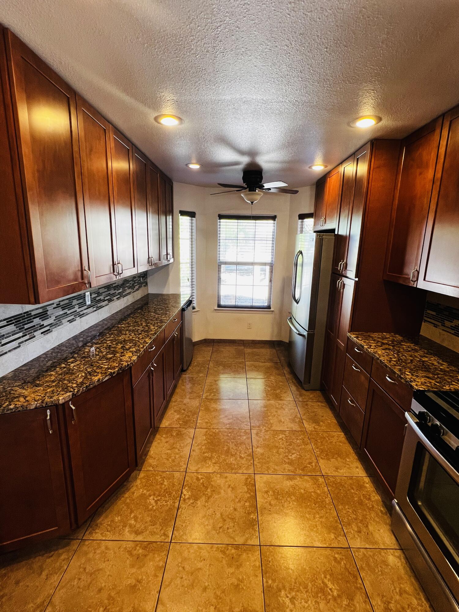 1709 Yarbrough Place NW