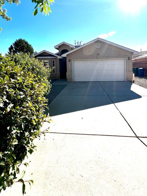 Photo of 1709 Yarbrough Place NW, Albuquerque, NM 87120 (MLS # 1093430)