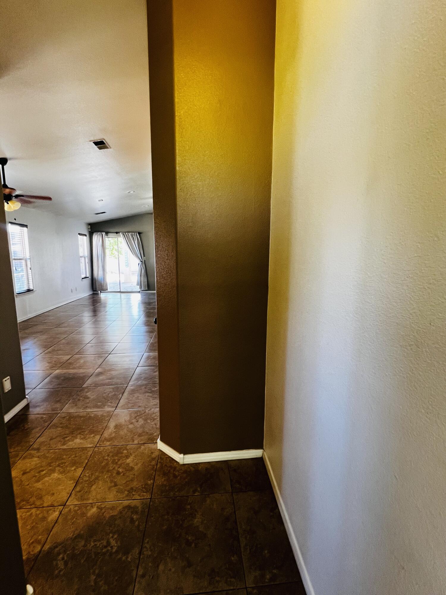 1709 Yarbrough Place NW