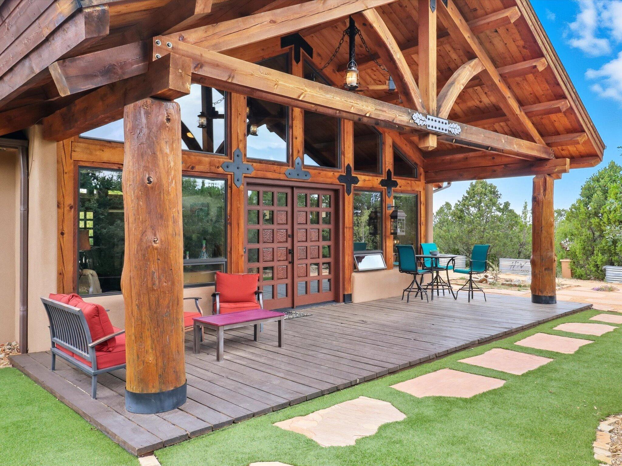 71 NATURE POINTE Drive