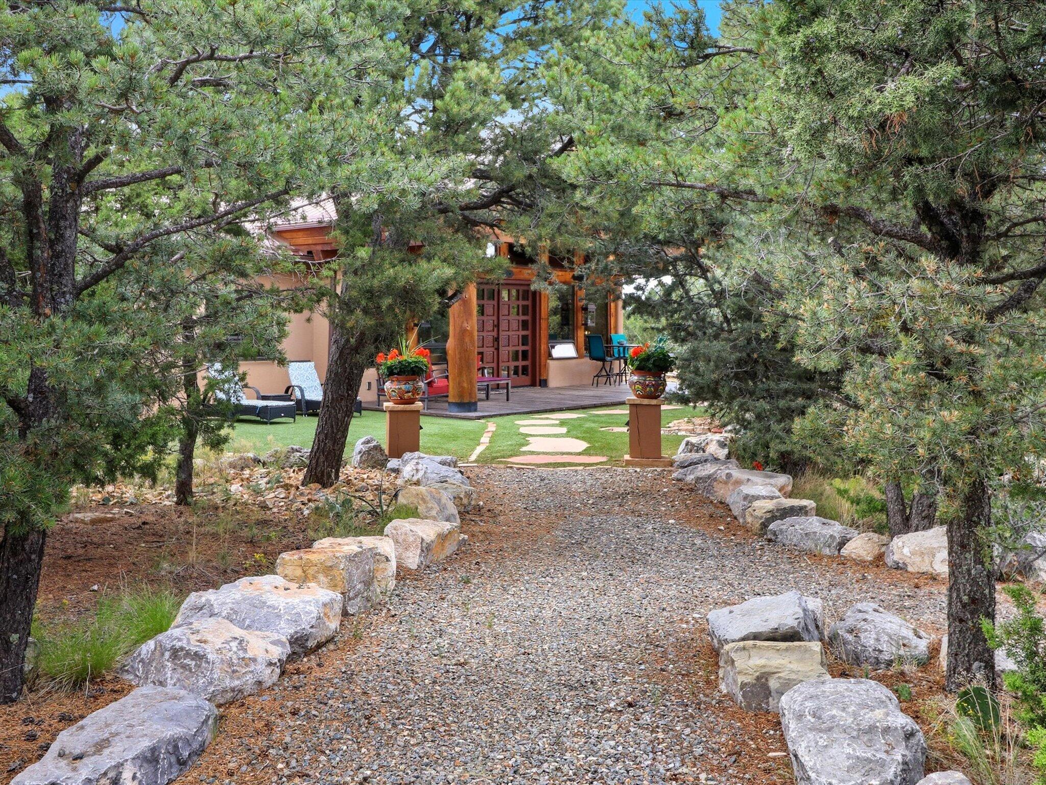 71 NATURE POINTE Drive