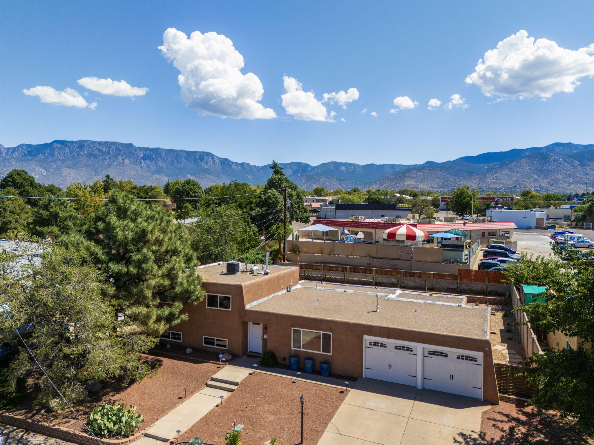 4508 Piedra Blanca Street NE