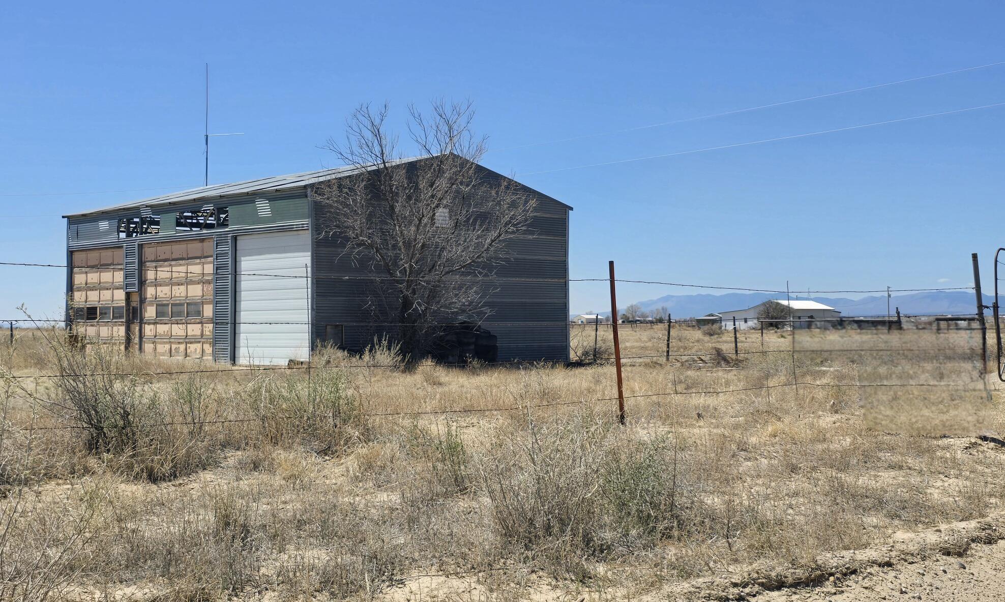 131 Willow Lake, Moriarty, New Mexico image 2