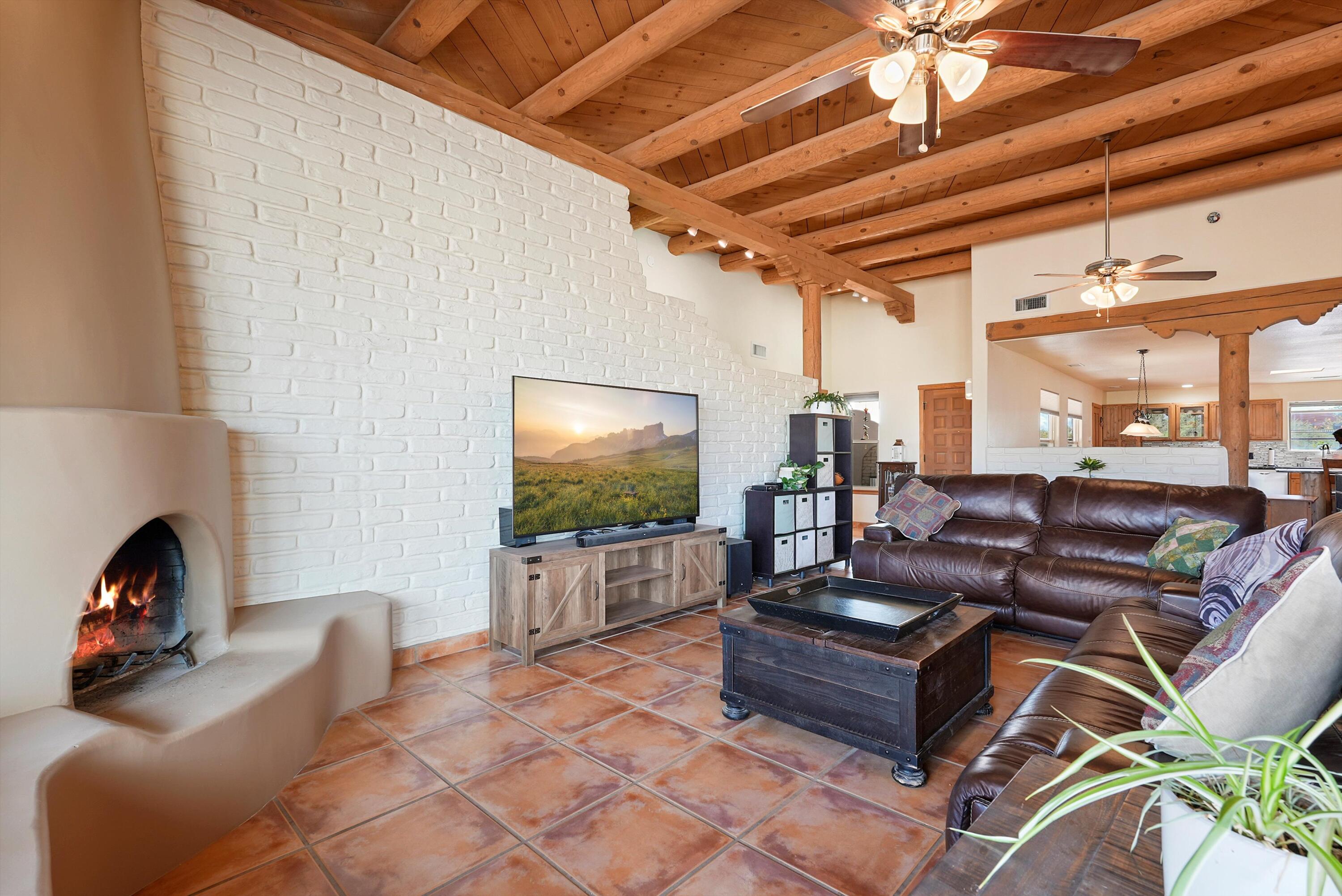 40 El Dorado Road, Corrales, New Mexico image 12