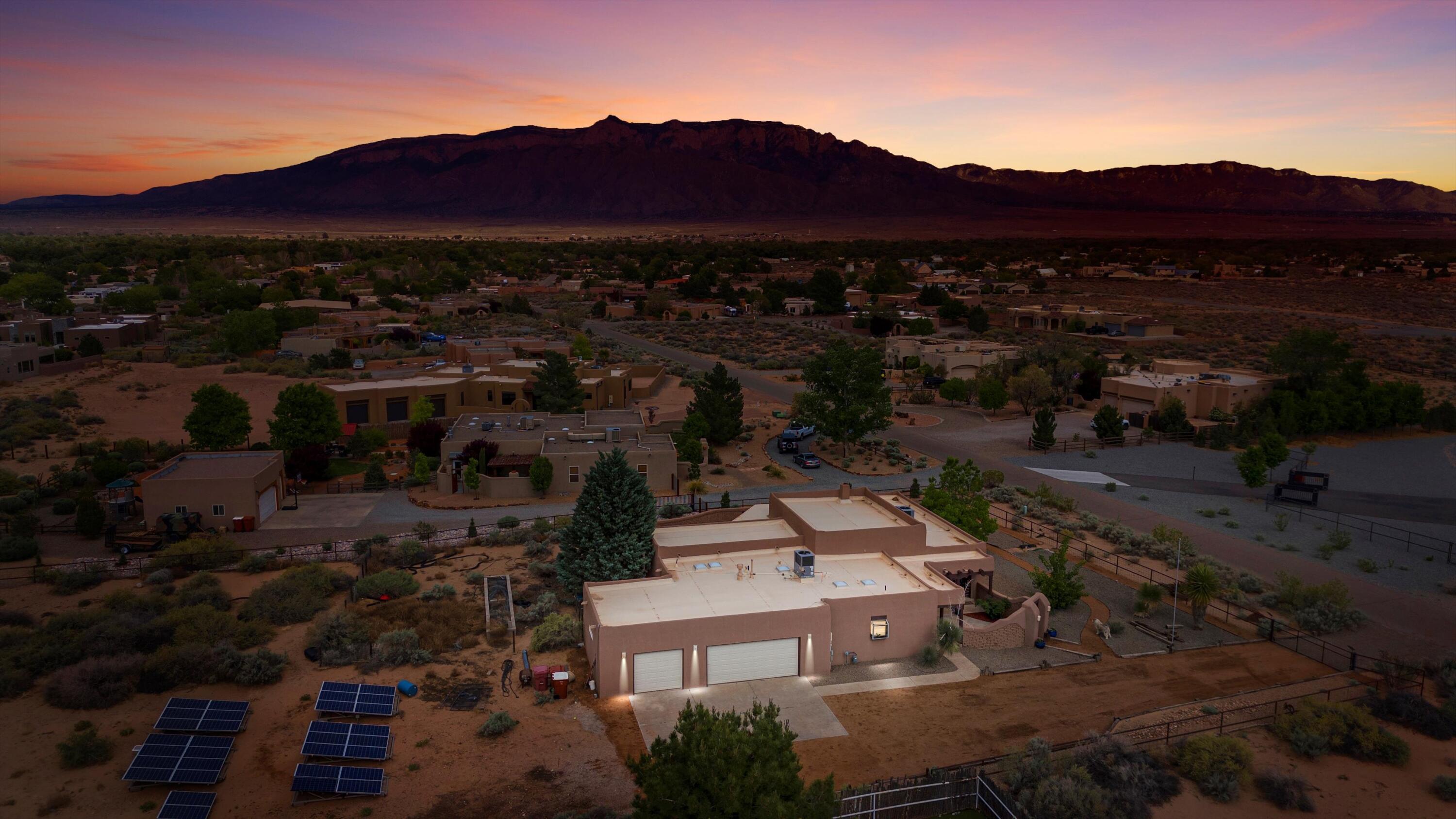 40 El Dorado Road, Corrales, New Mexico image 1