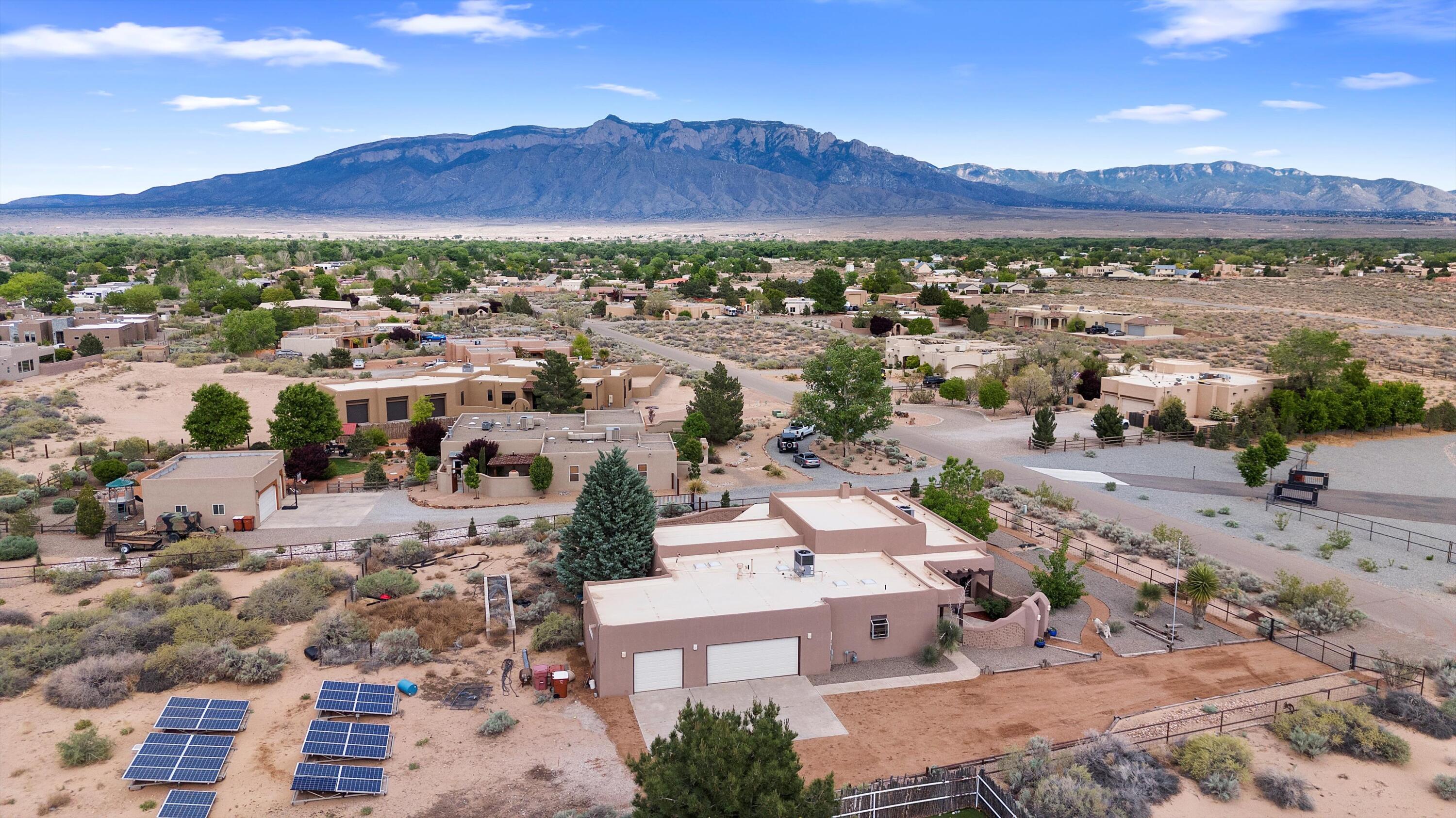 40 El Dorado Road, Corrales, New Mexico image 2