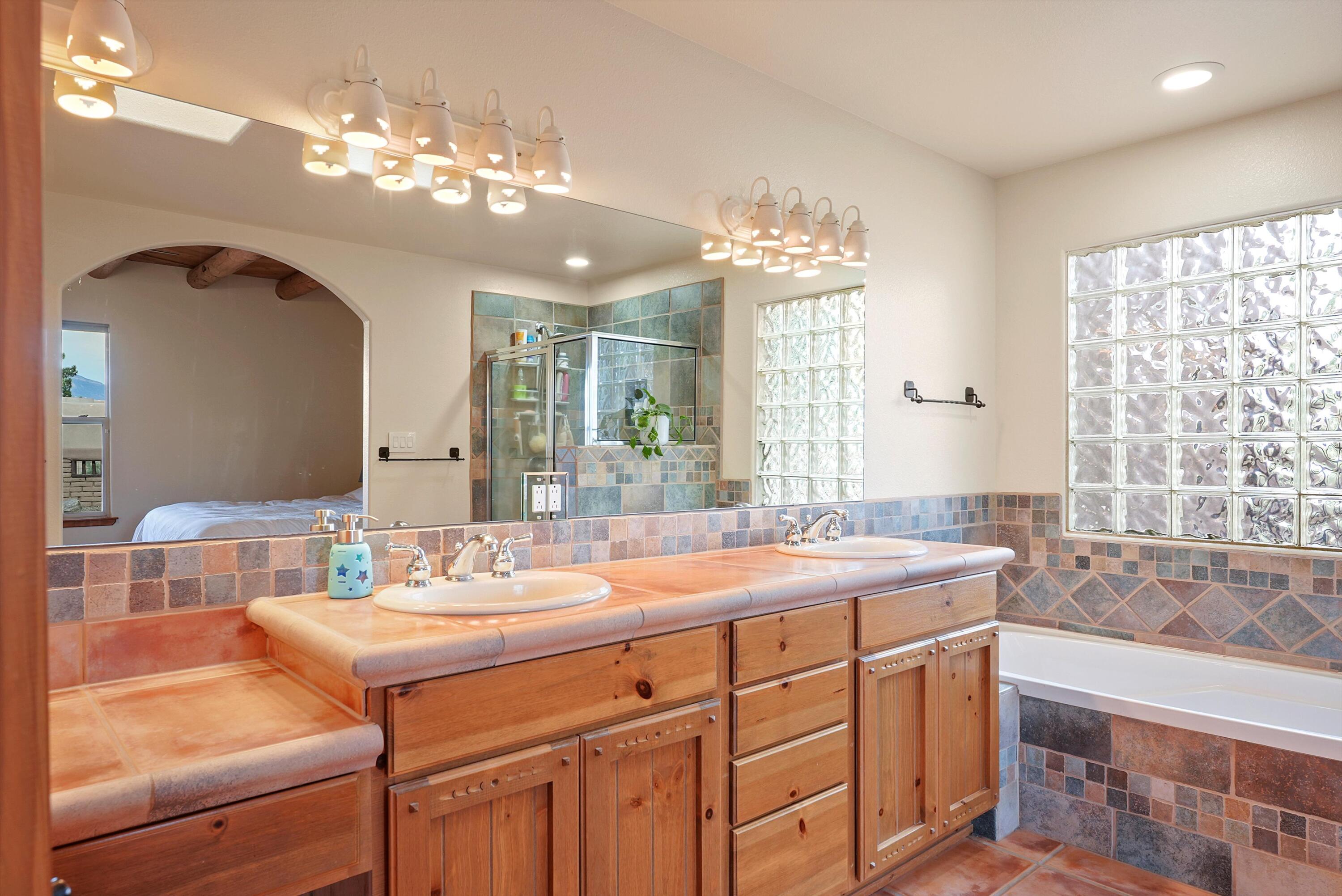 40 El Dorado Road, Corrales, New Mexico image 33
