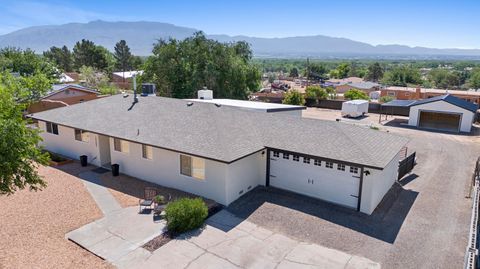 Photo of 10608 CALLE DE ELENA, Corrales, NM 87048 (MLS # 1089184)