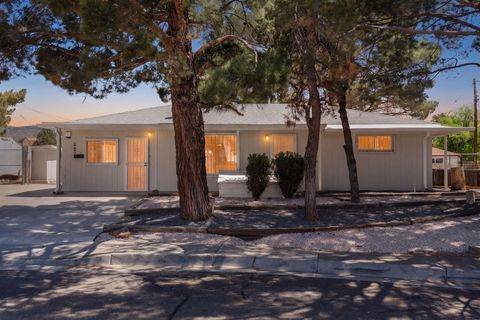 Photo of 9516 Cordova Avenue NE, Albuquerque, NM 87112 (MLS # 1102486)