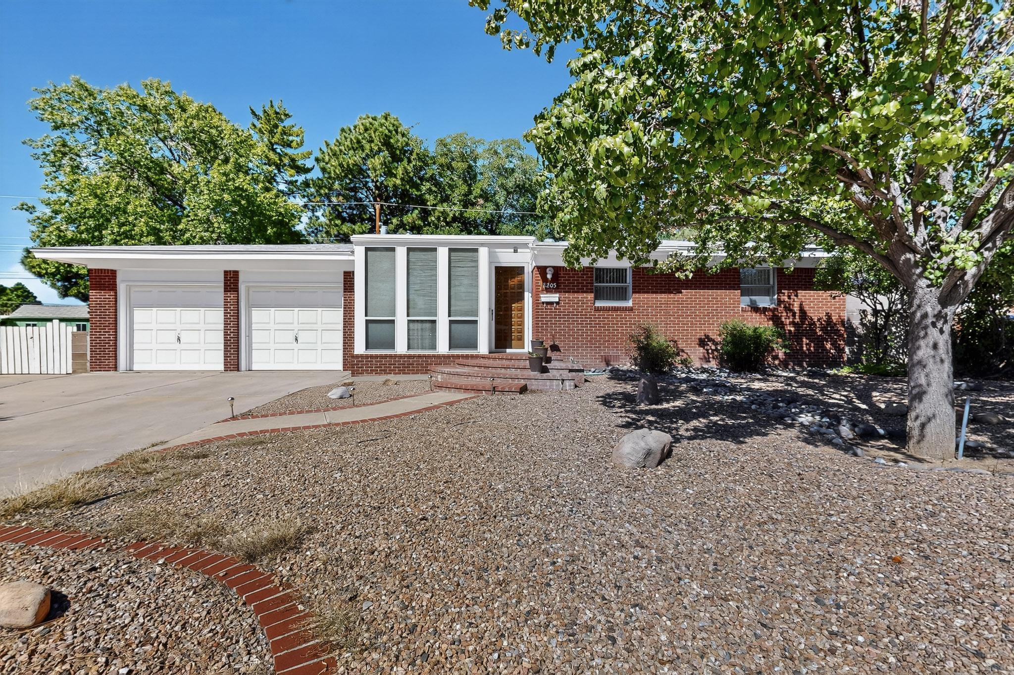 8205 Connecticut Street NE