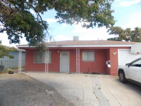 Homes For Sale - 116 Conchas Street<br/> Albuquerque, NM 87123