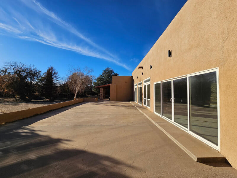 625 Camino De Corrales Del