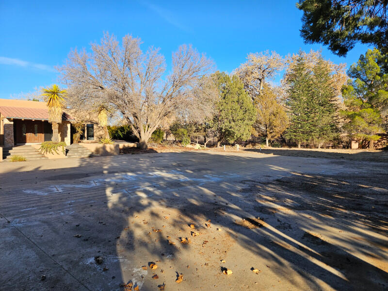 625 Camino De Corrales Del