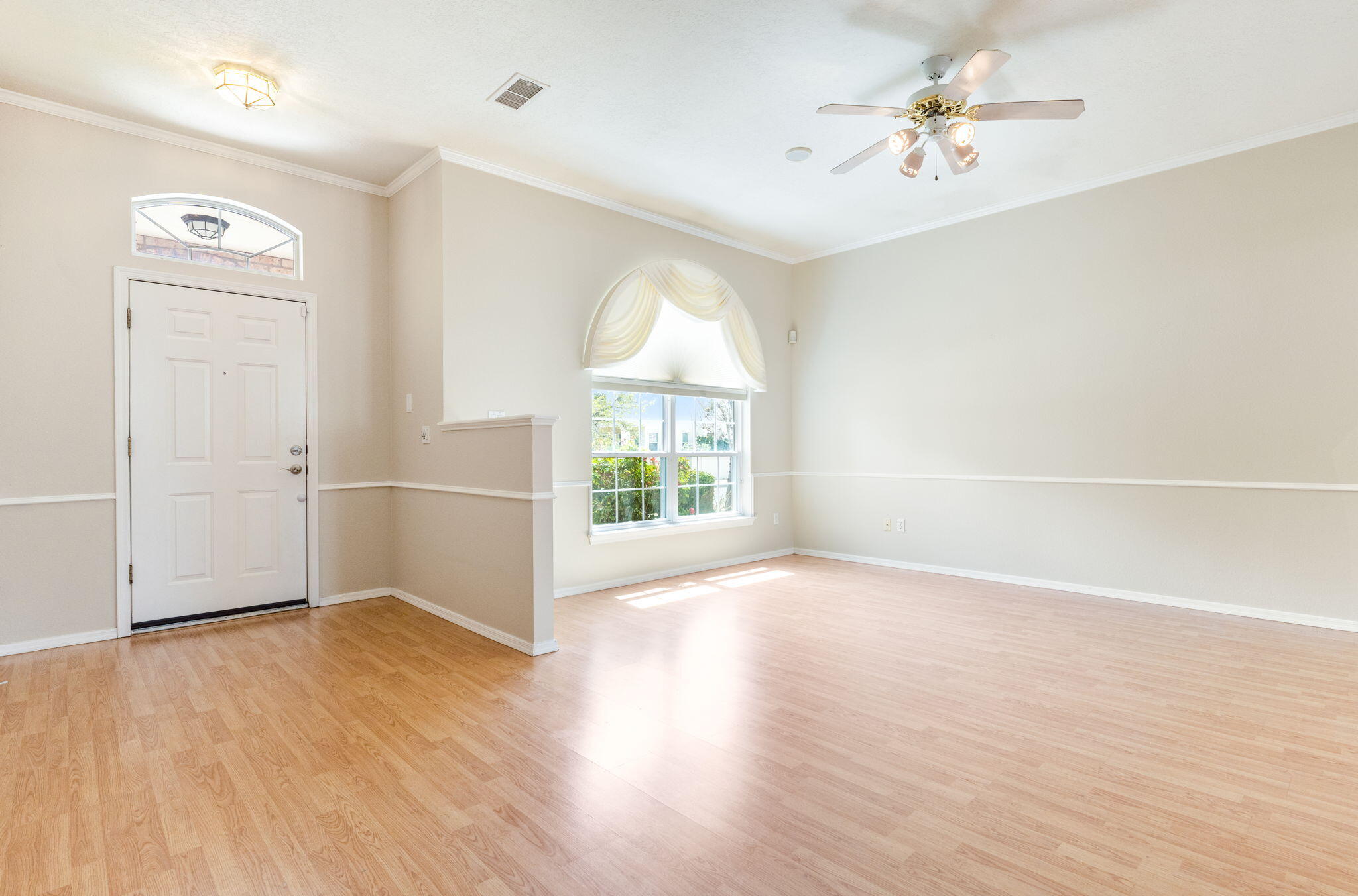 11701 Kings Canyon Road SE