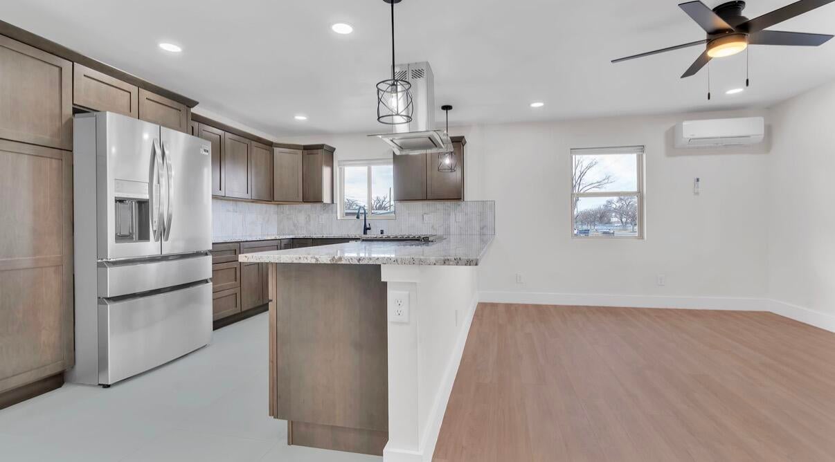 1144 Buena Vista Drive SE