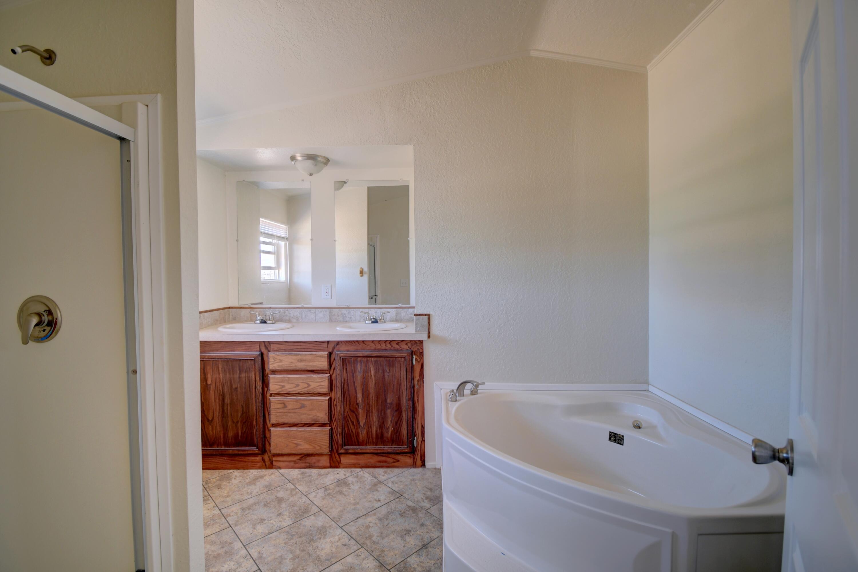 16 Homestead Road, Edgewood, New Mexico image 8