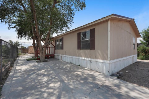 Mobile Home For Sale - 4203 Axtell Street<br/> Bernalillo County, Albuquerque, NM 87105