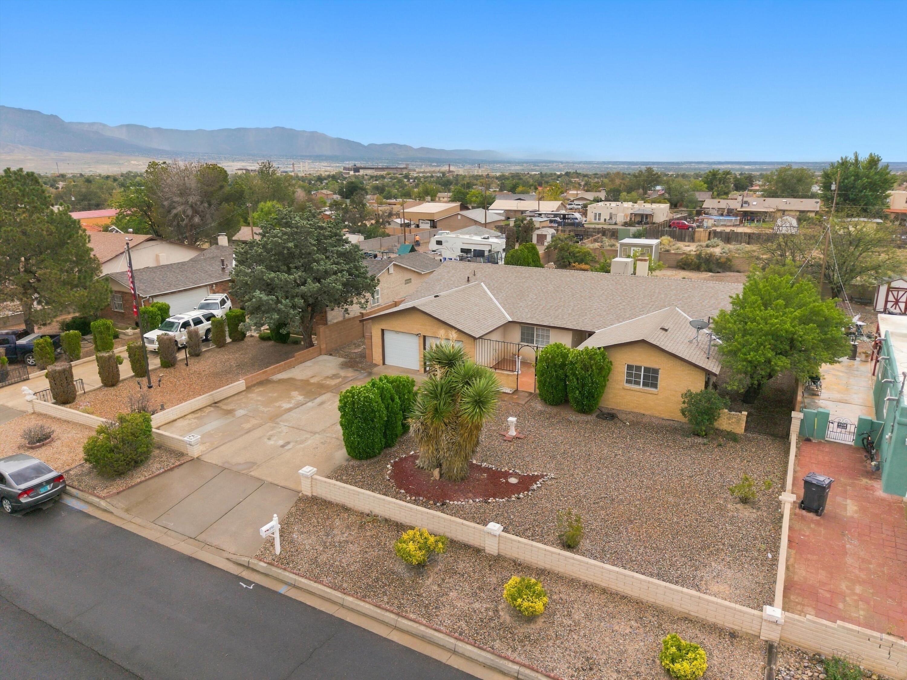 3102 May Circle SE