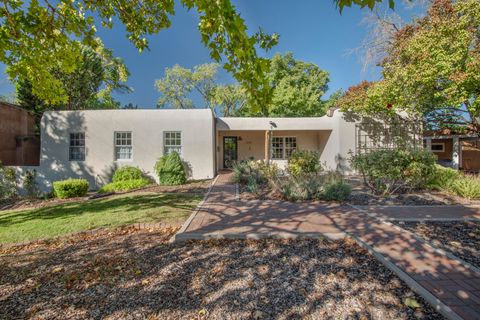 Photo of 601 Vassar Drive NE, Albuquerque, NM 87106 (MLS # 1096163)