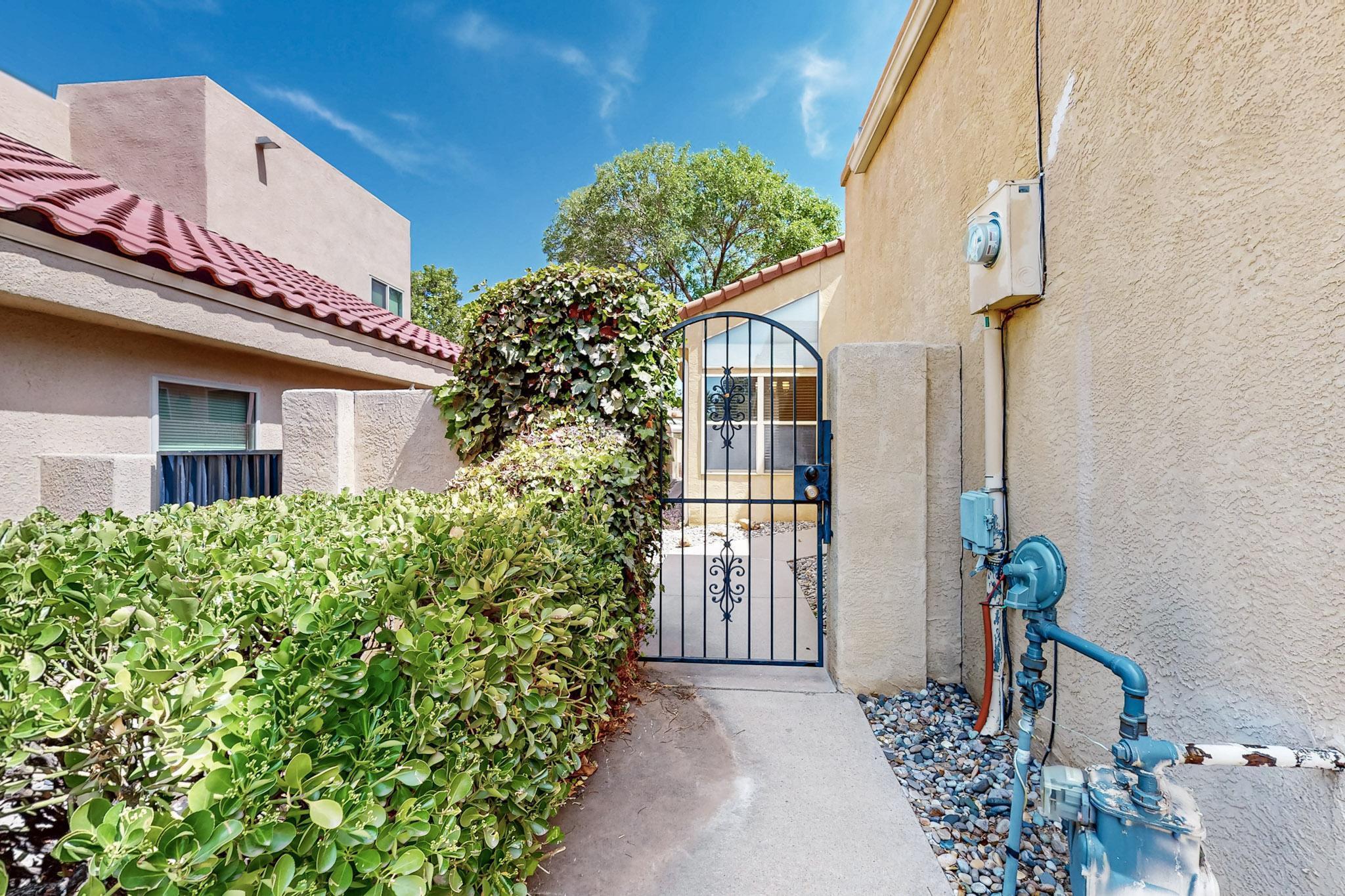 10809 Academy Ridge Road, Albuquerque, New Mexico image 2